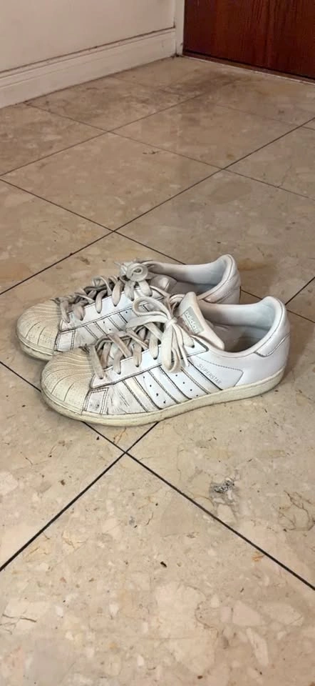 Adidas Superstar Sneakers