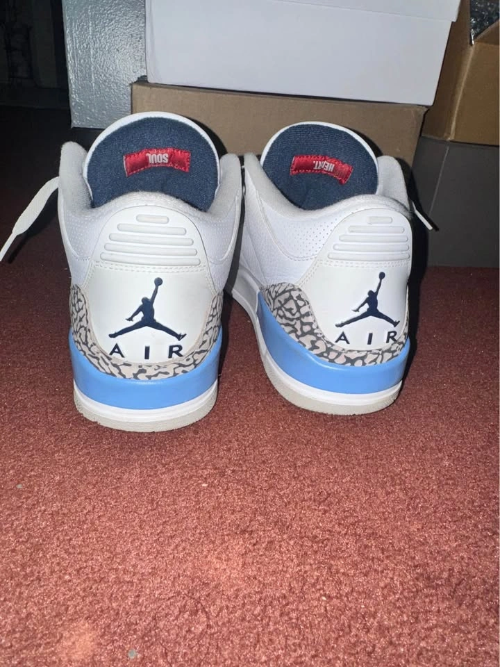 Jordan Air Jordan 3 Retro 'UNC' - photo 2