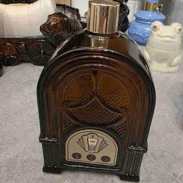 Avon Radio Cologne Bottle thumbnail