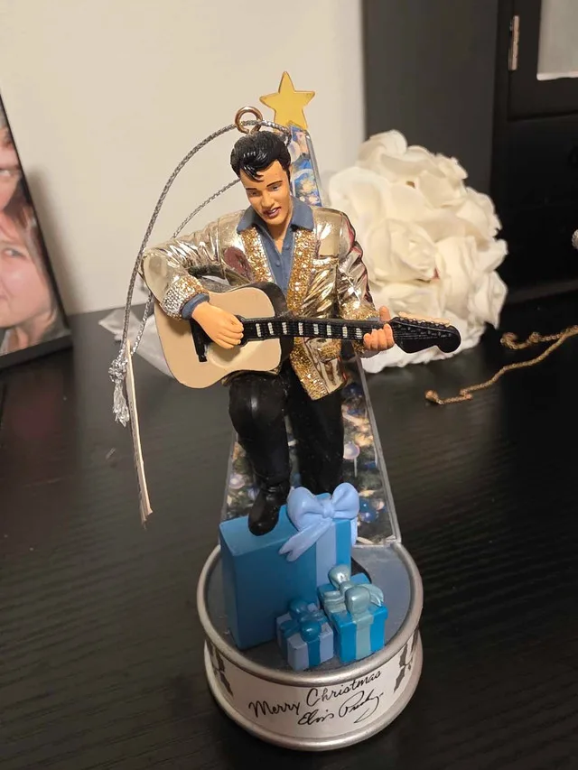 Elvis Ornament thumbnail