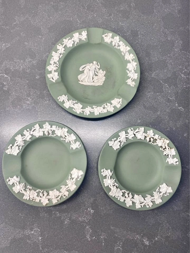 Wedgwood Jasperware Sage Green Ashtrays - Set of 3