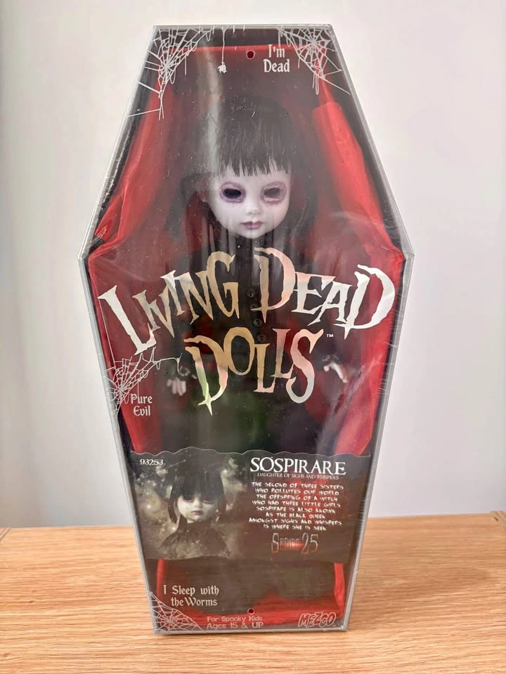 Sospirare Living Dead Doll NEW