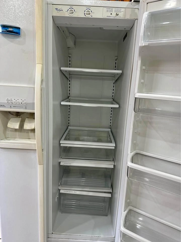Whirlpool 32 inch Side doors Refrigerator