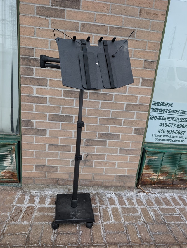 Adjustable Mobile Document Holder / Music Stand – Excellent Cond
