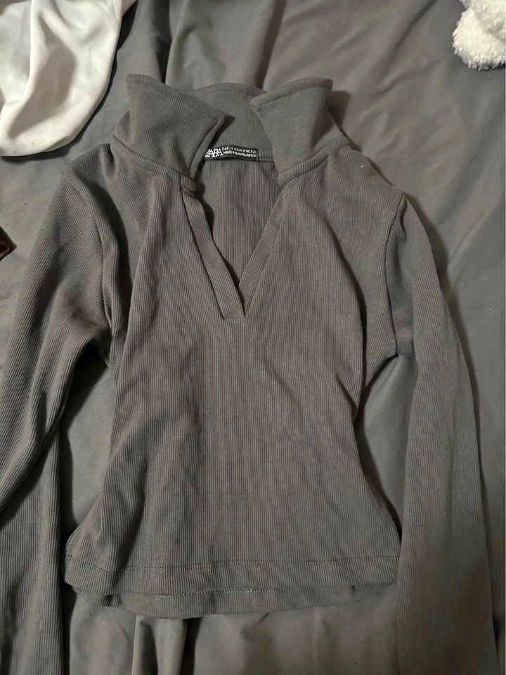 Zara Charcoal Grey Ribbed Collared V-Neck Long Sleeve Shirt