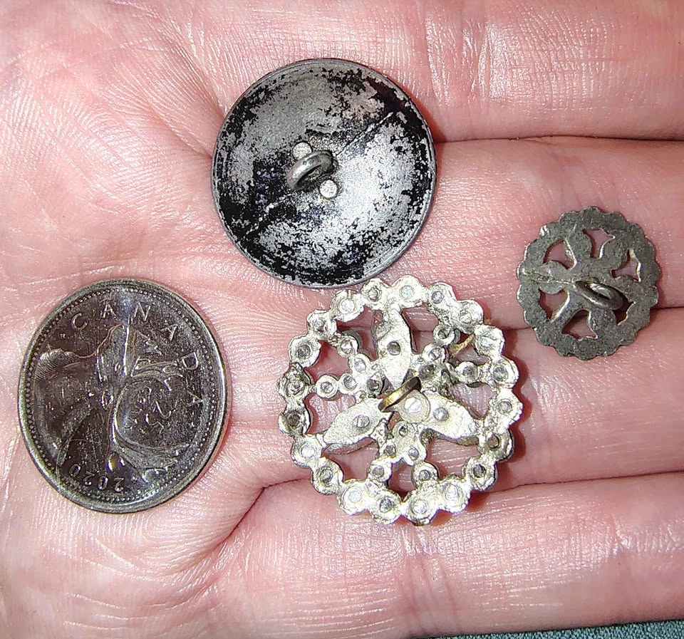 Antique Cut Steel Buttons - photo 2
