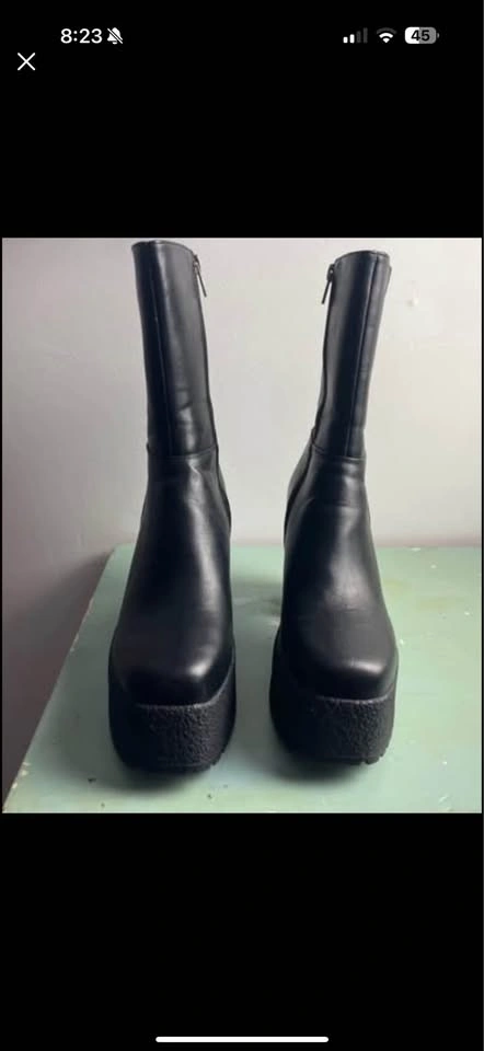 LAMODA Platform Chunky Ankle Boots - Size US 8 or 9 - photo 2