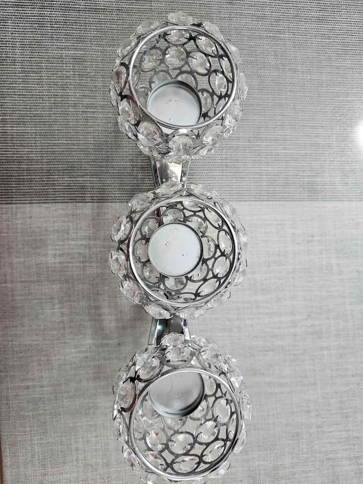 Silver 3-Globe Crystal Candelabra - photo 2