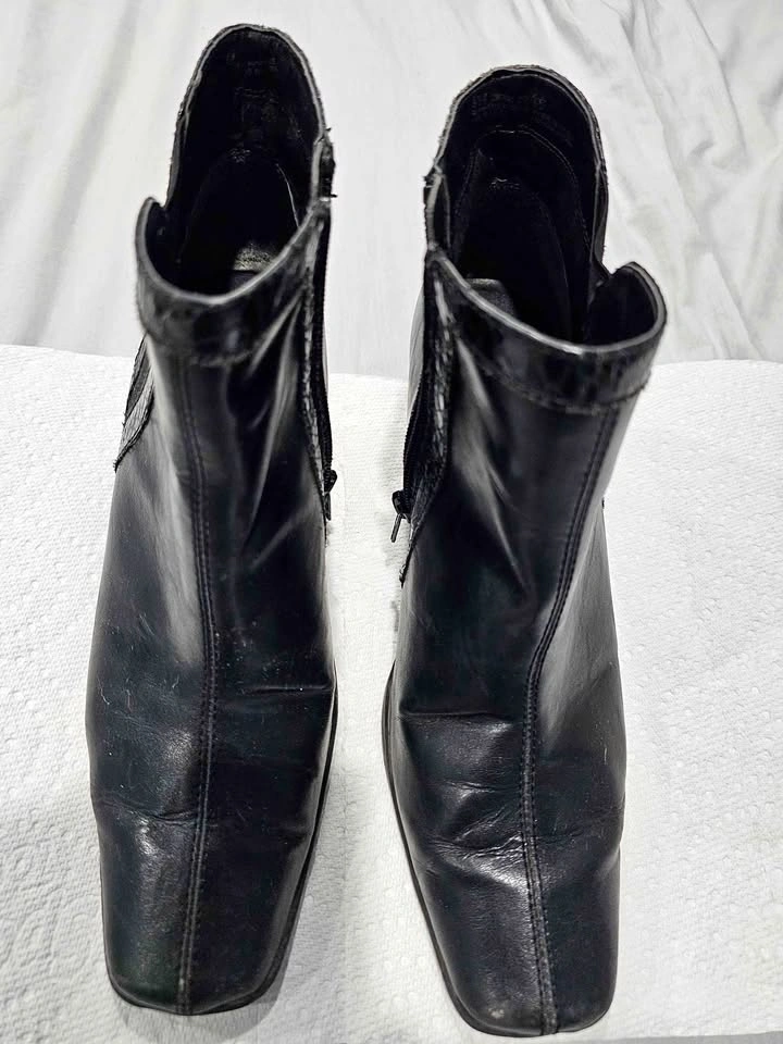 Black Leather Square Toe Ankle Boots