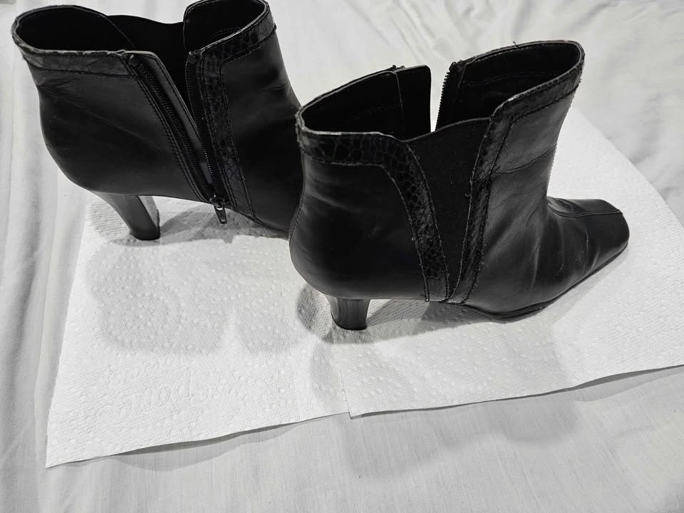 Black Leather Square Toe Ankle Boots - photo 3