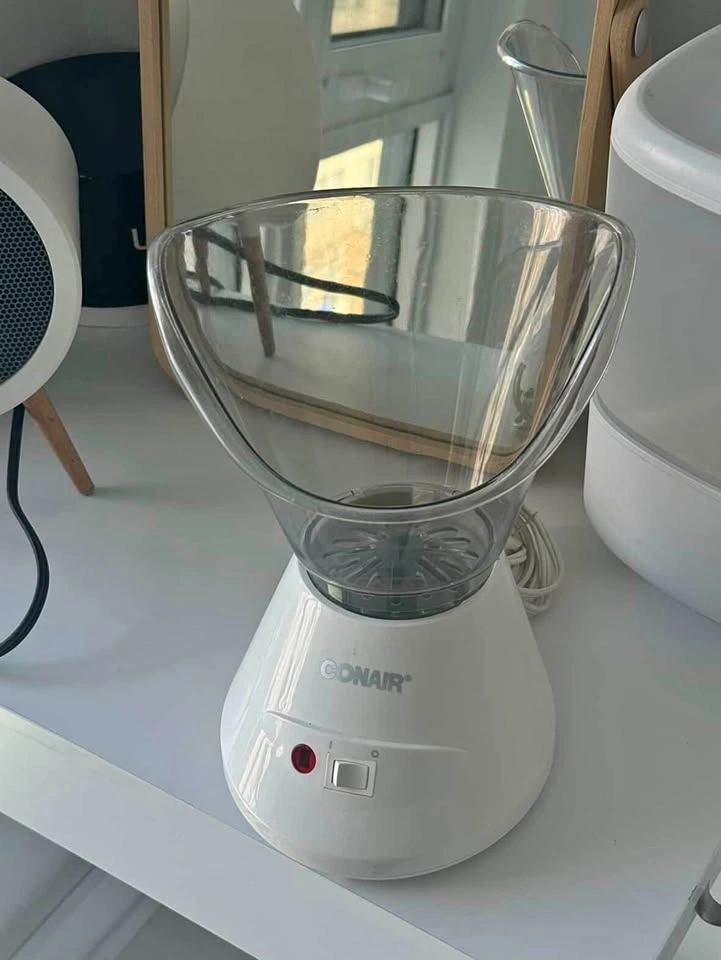 Facial steamer