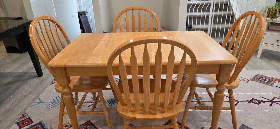 Wood Dining Table and 4 Chairs - photo 2
