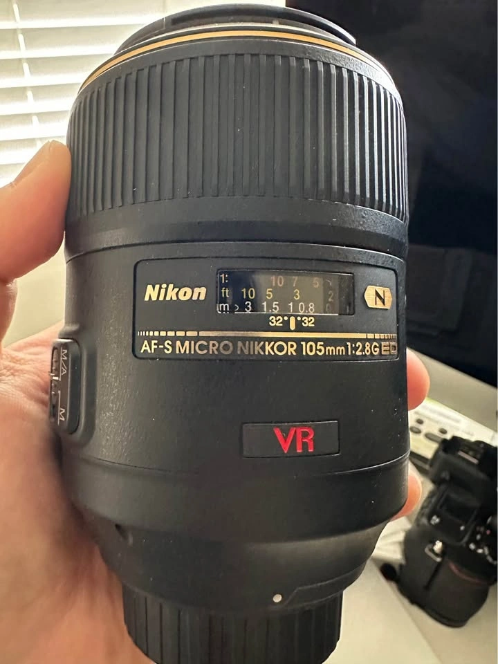 Nikon AF-S Micro Nikkor 105mm f/2.8G ED VR Lens - photo 2