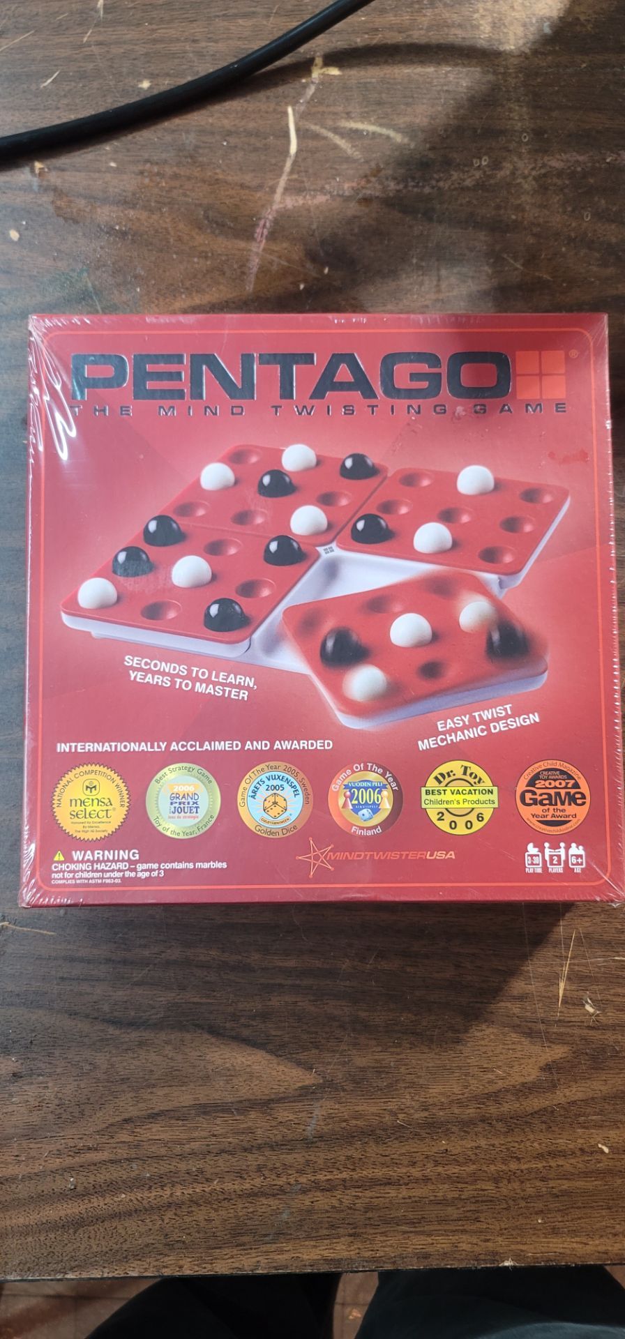 Pentago Board Game SEALED Complete Mind Twisting Strategy Game