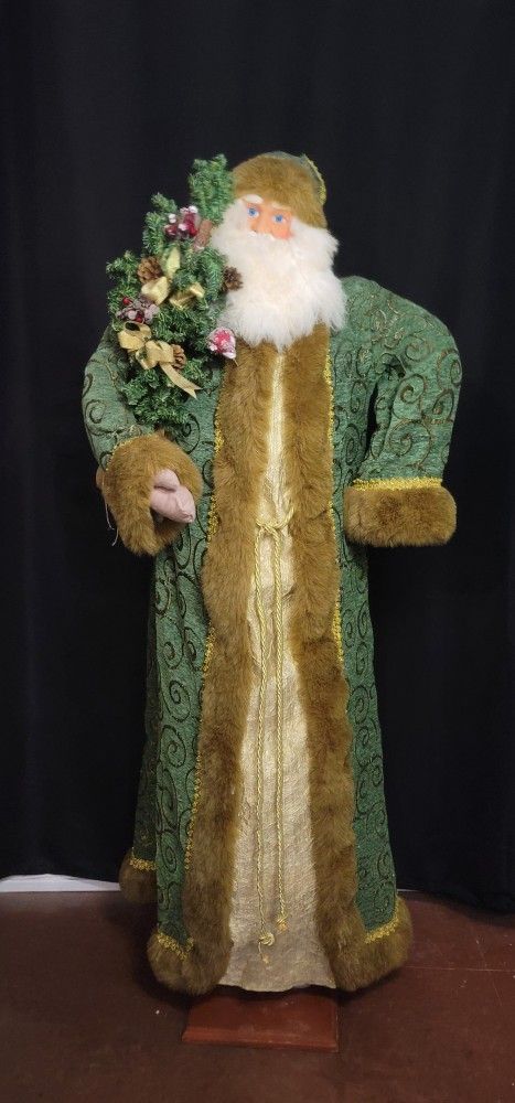 5ft Santa Statue - Lifelike - Decorative $250 OBO