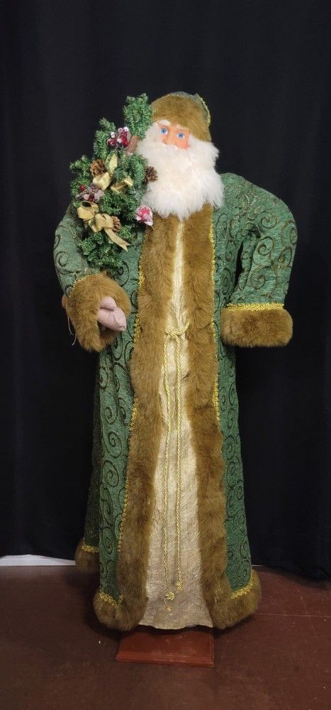 5ft Santa Statue - Lifelike - Decorative $250 OBO - photo 2