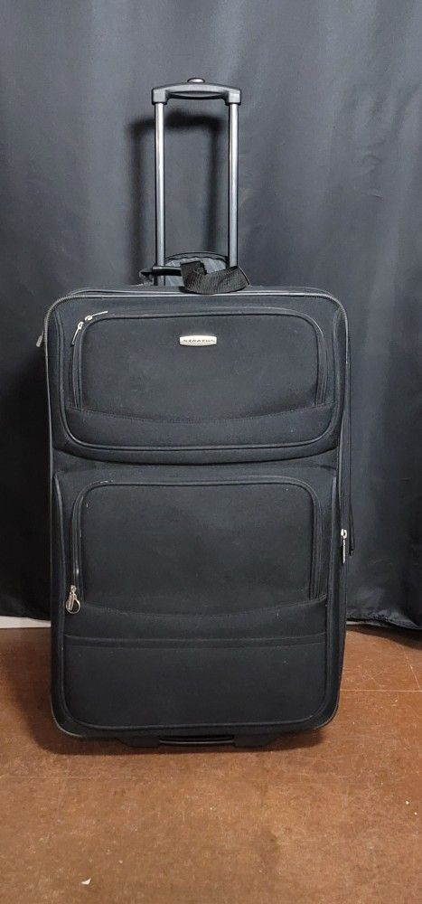 Stratus 4 Piece Soft Shell Luggage Set - photo 3