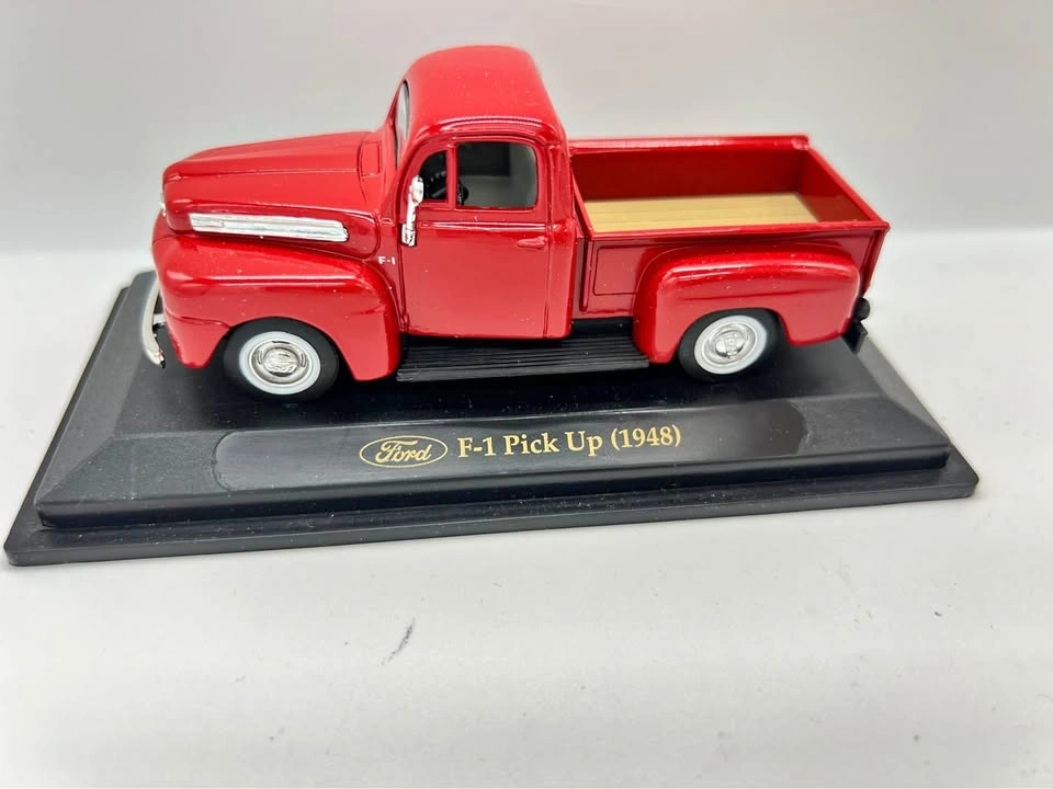 Road Signature Ford F-1 Pick Up (1948) Collector's Edition