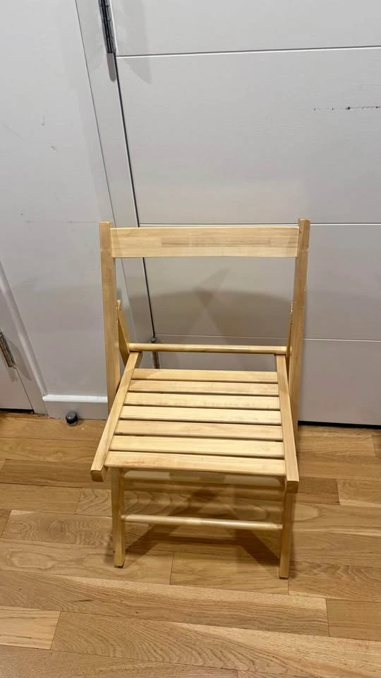Wooden Foldup Chairs (4)