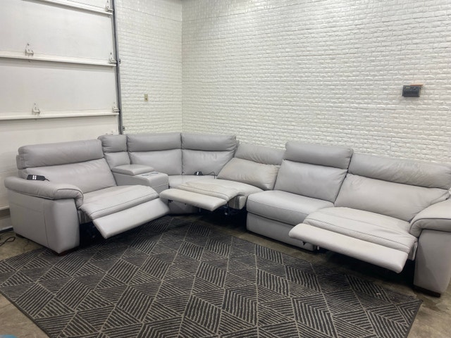 FREE DELIVERY Large Sectional