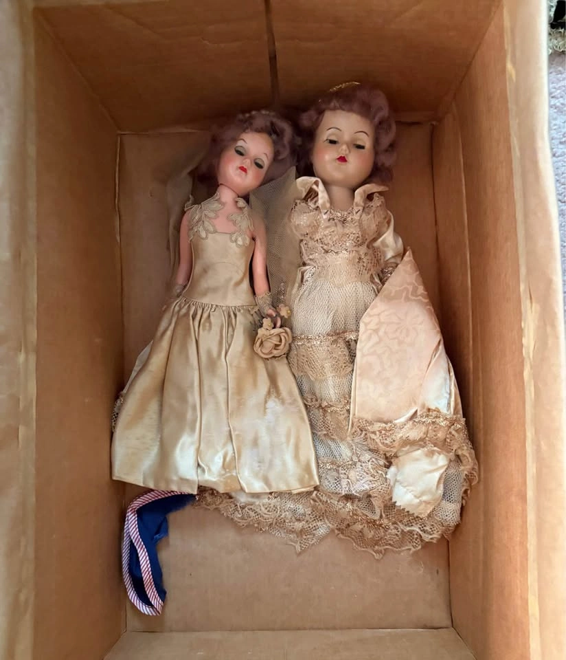 Vintage dolls and clothing from the late 40s and early 50s (LOT) - photo 2