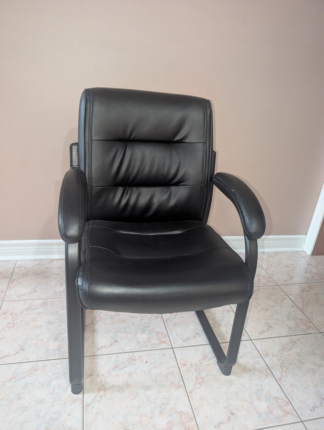 Office Guest Chairs – Multiple Styles Available!