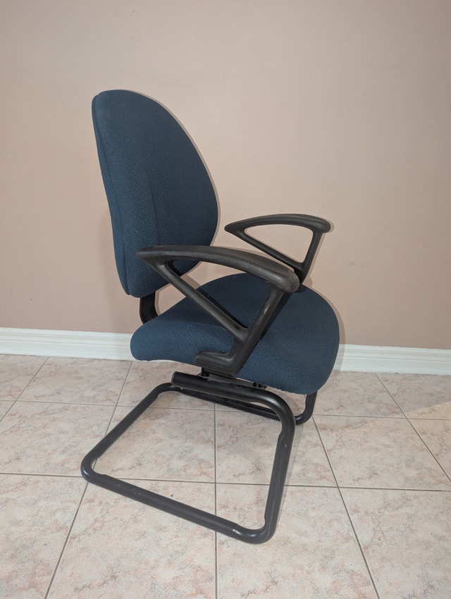 Office Guest Chairs – Multiple Styles Available! - photo 5