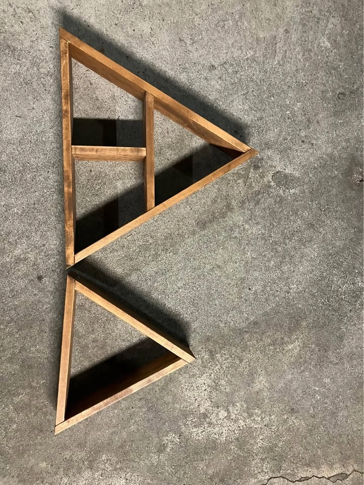 Wood Triangle Shelves - photo 2
