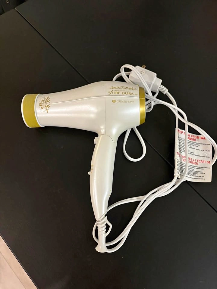 Create Ion Yure Dora-FV Hair Dryer