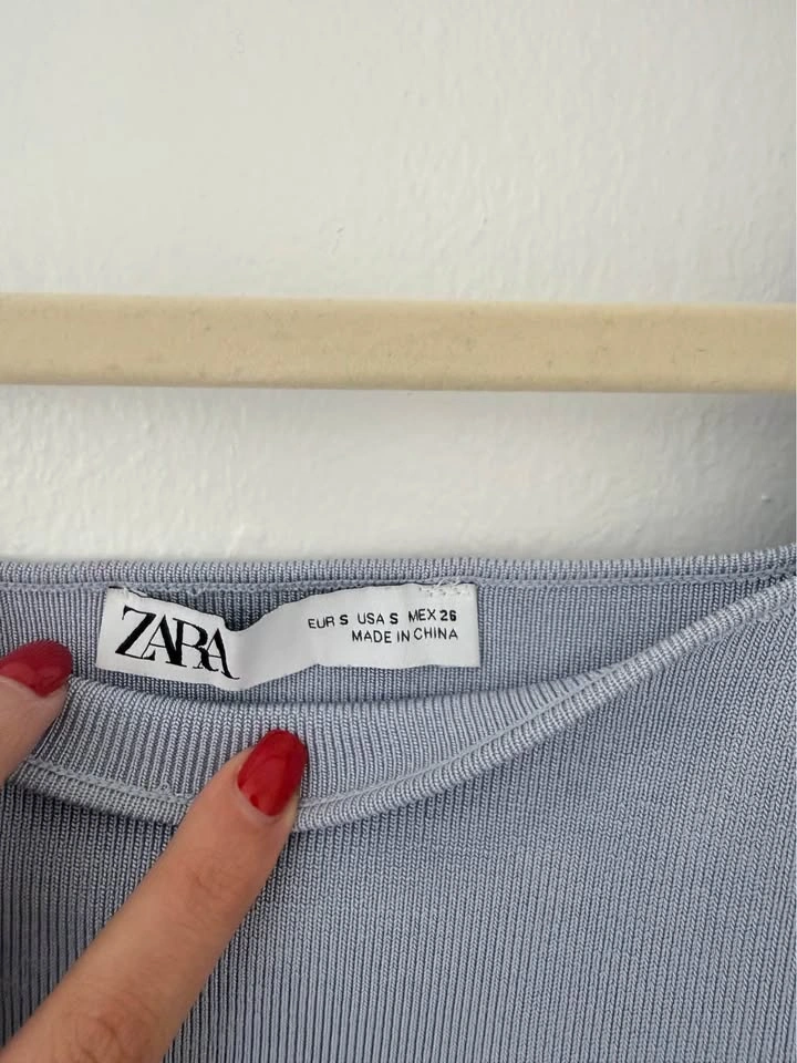Zara - Puff Sleeve Crop Top - Size S - photo 3