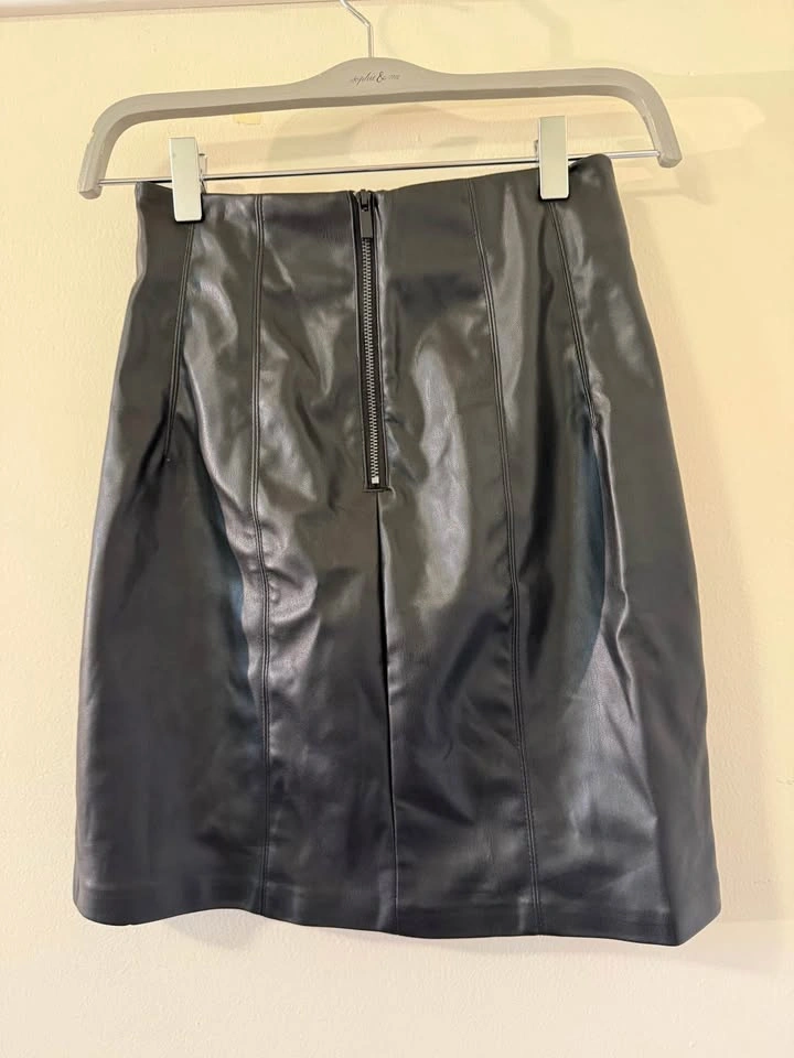 Black Fake Leather Skirt - photo 2