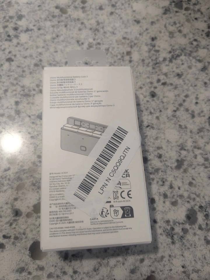 DJI Osmo Action Multifunctional Battery Case 3 - photo 2
