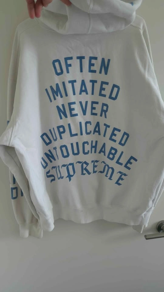 Supreme Team Flocked Hooded Sweatshirt White SS23 - photo 3