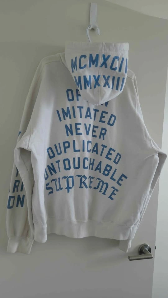 Supreme Team Flocked Hooded Sweatshirt White SS23 - photo 4