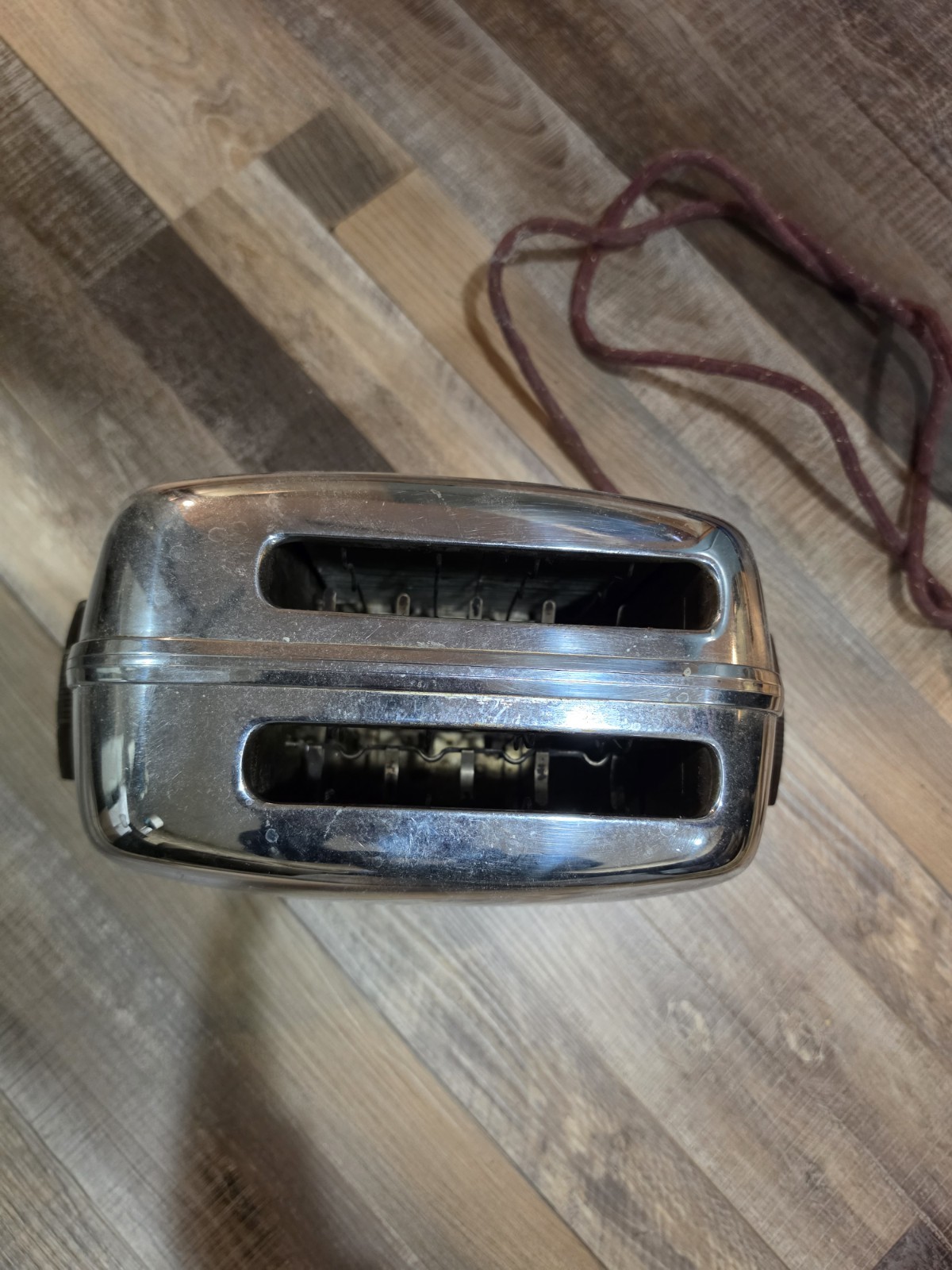 Vintage 1950s Chrome 2-Slice Toaster - photo 4