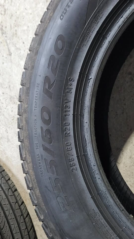 255/60/20 Pirelli all season tires - photo 3