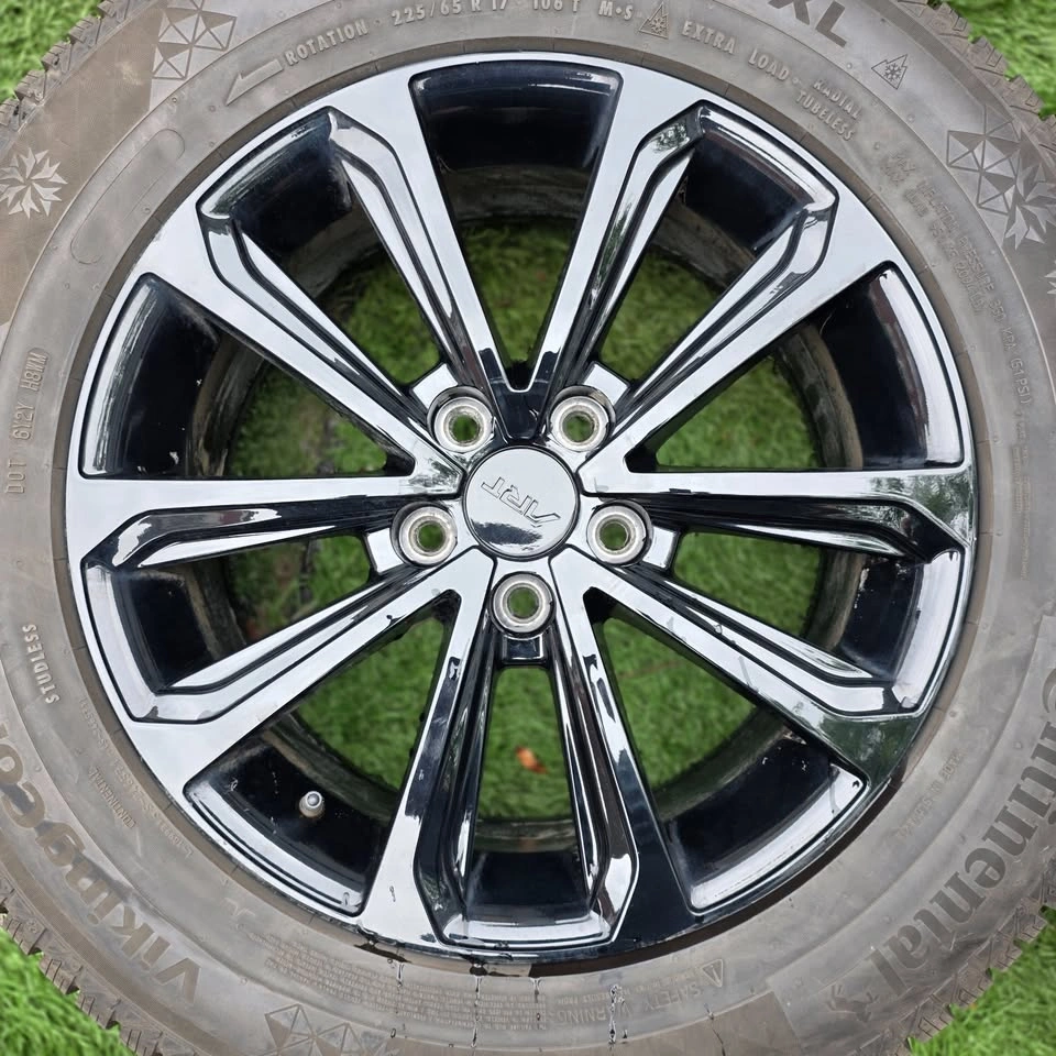 225/65/17 Continental winter tires 85% tread with ART alloy rims - photo 5