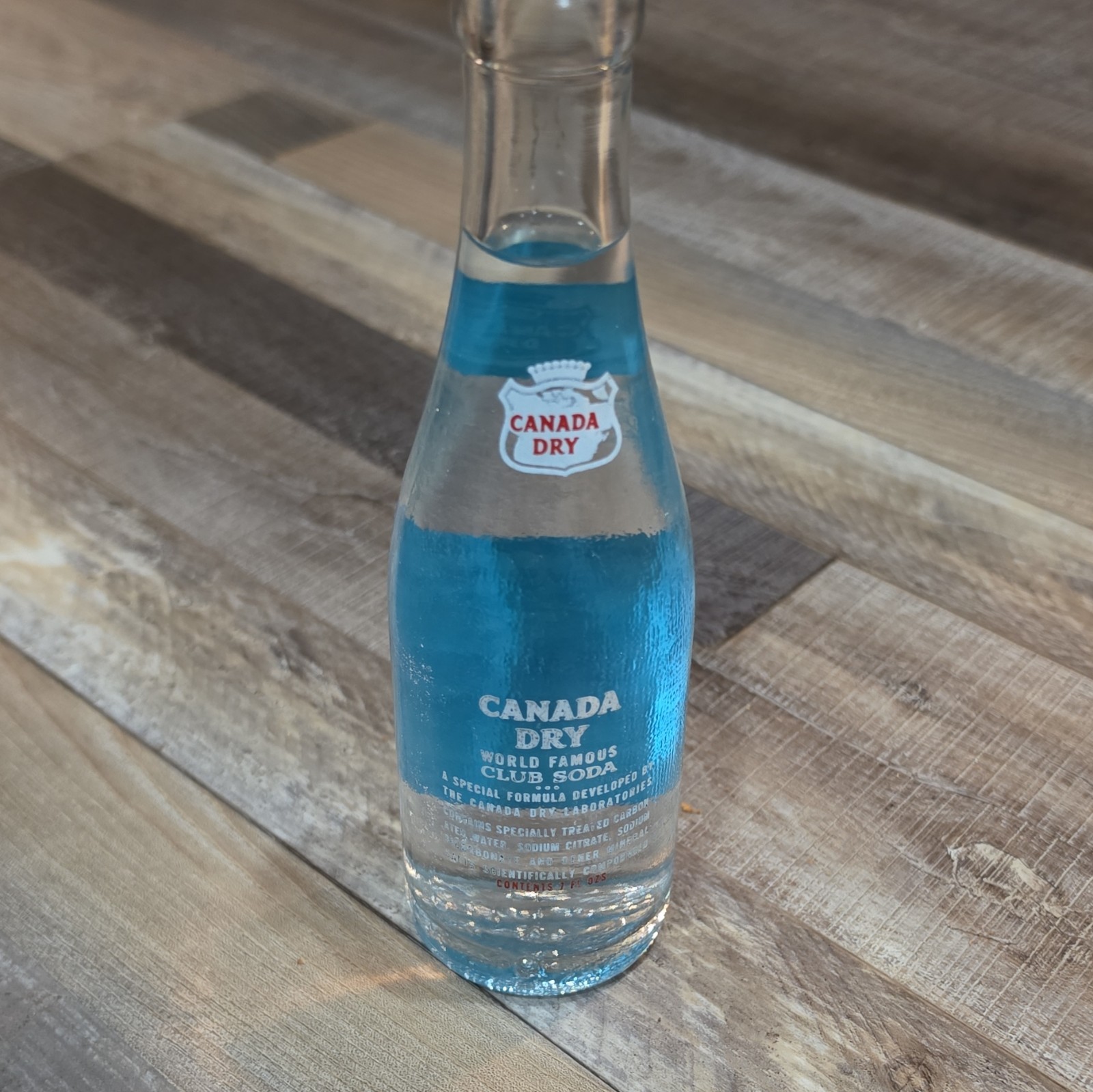 Vintage Unopened Canada Dry Club Soda Bottle - photo 2