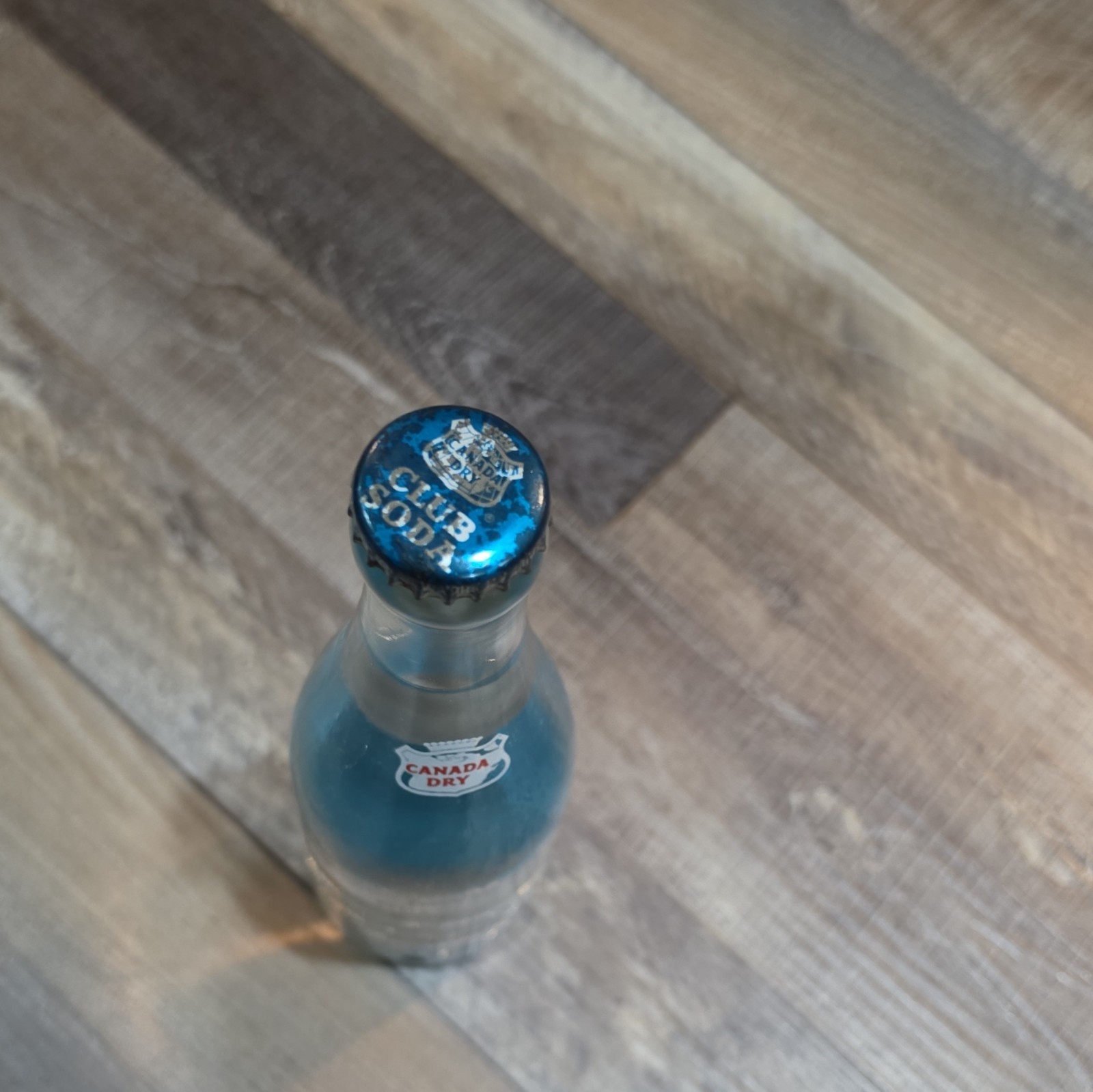 Vintage Unopened Canada Dry Club Soda Bottle - photo 3