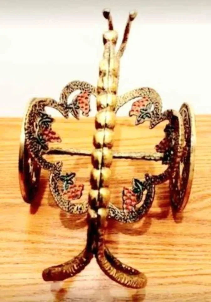 Enamel Brass Handmade Chariot Wine Bottle Holder image indicator(4)