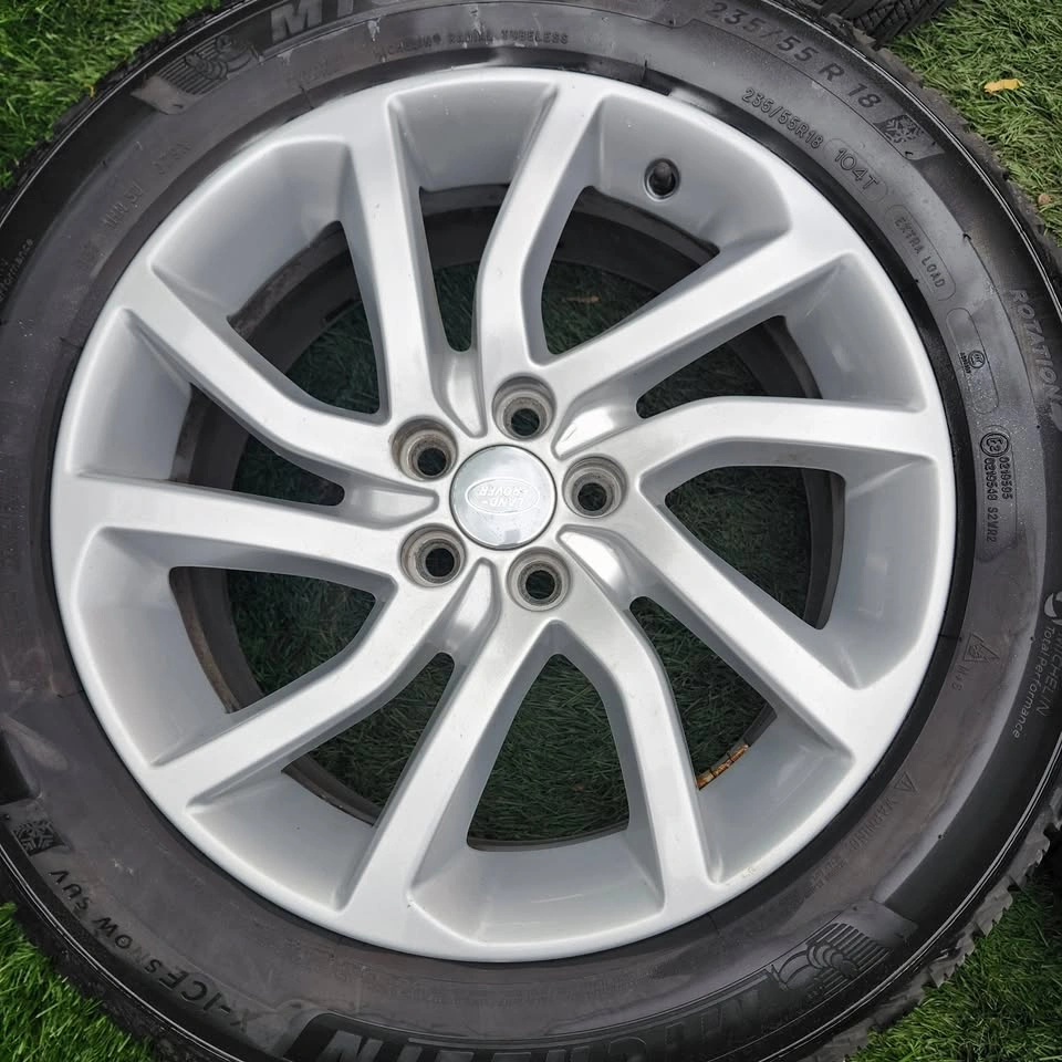 235/55/18 Michelin winter tires with Land Rover OEM rims 5x108 - photo 5