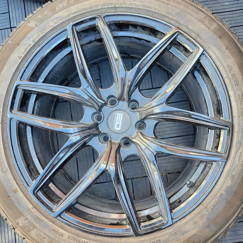 Cadillac XT6 Winter Tire Set 235/55/20 Michelin 85% Tread - photo 3