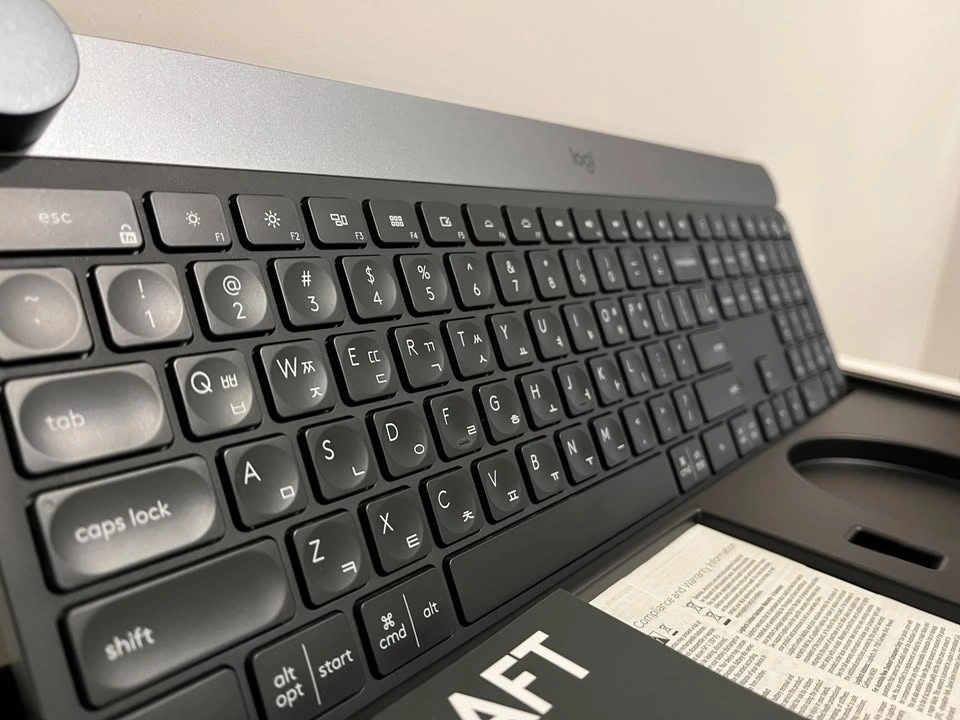 LOGITECH CRAFT Advanced Keyboard with Creative Input Dial - photo 3
