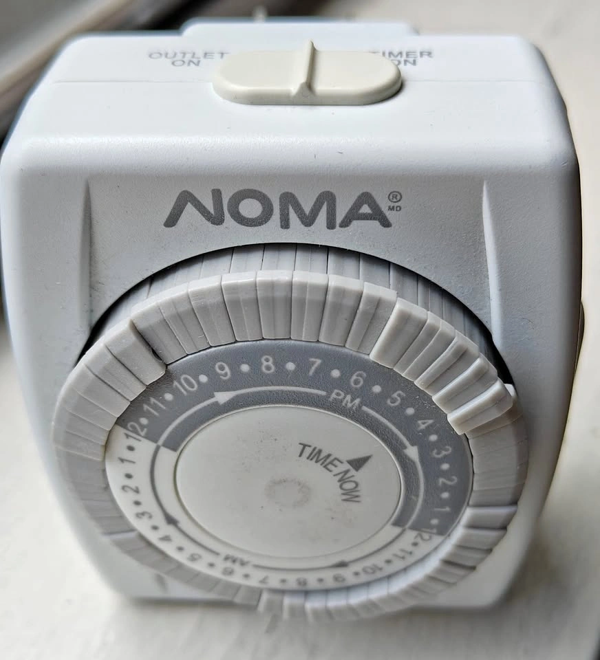 NOMA Indoor Digital Timer 24h