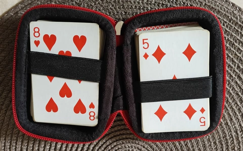 Roots playing cards with case