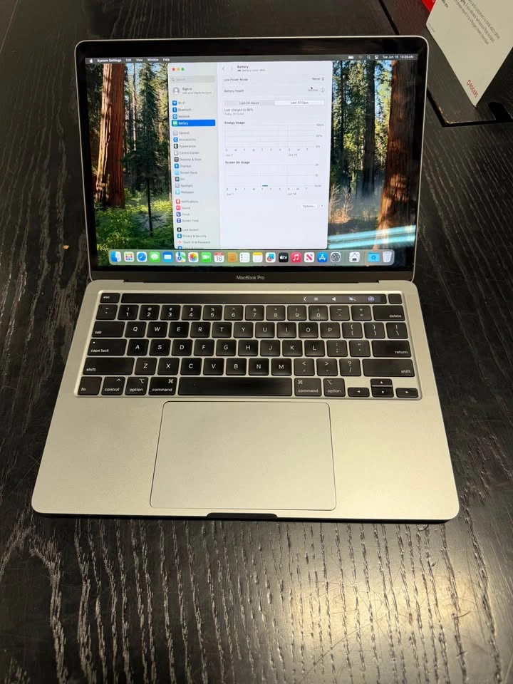 Apple MacBook Pro 13” (2020) – 512GB SSD – Excellent Condition - photo 4