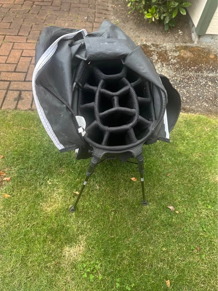 TPX Golf Carry/Stand Bag - photo 3