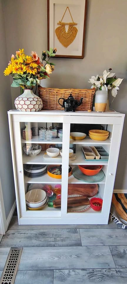 White Glass Display Cabinet / Crockery Unit