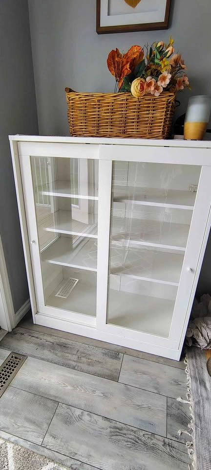 White Glass Display Cabinet / Crockery Unit - photo 4