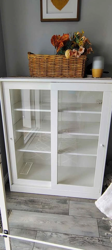 White Glass Display Cabinet / Crockery Unit - photo 5